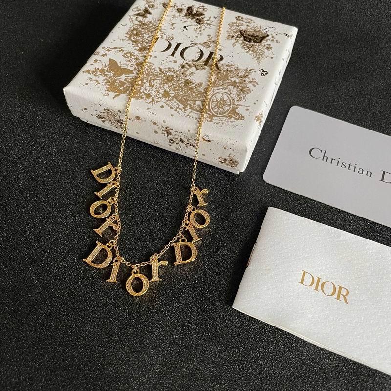 Dior Necklace 04yxs178